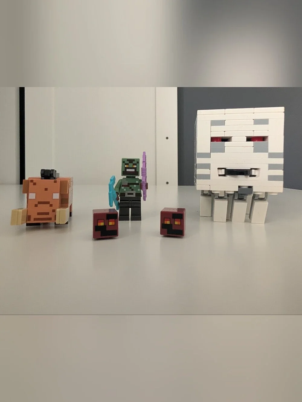Lego Minecraft Lot Bundle 21266, 21252,21255 Complete Or Mostly CompleteNo Books